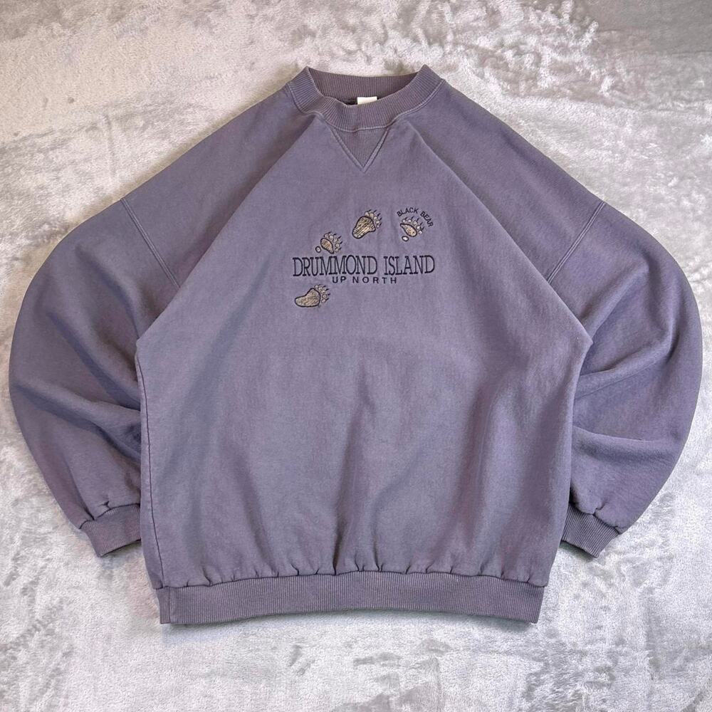 Vintage Drummond Island Up North Embroidered Purple Crewneck Sweater Size XL